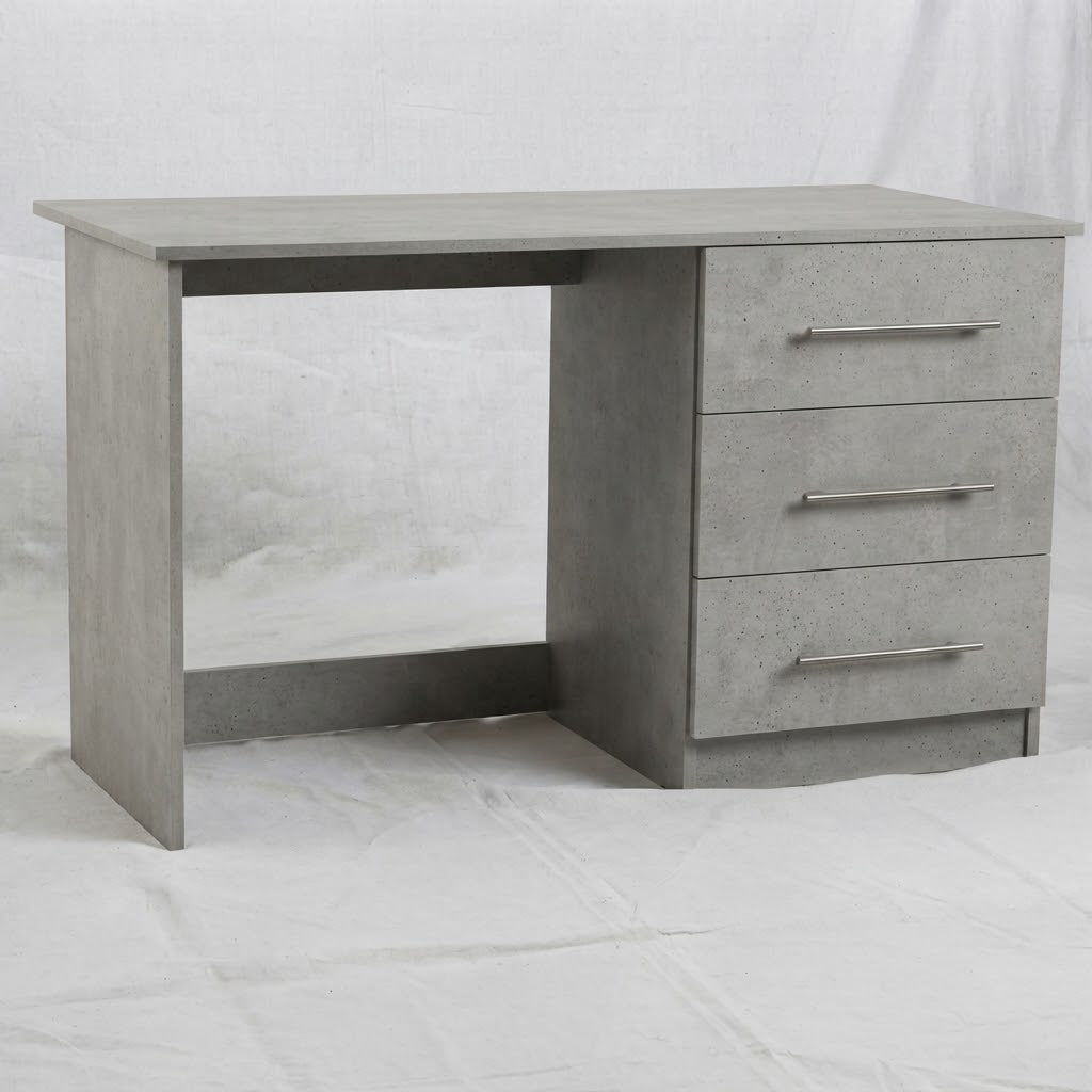 Modern 3-Drawer Desk